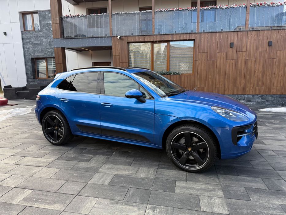 Porsche Macan  S