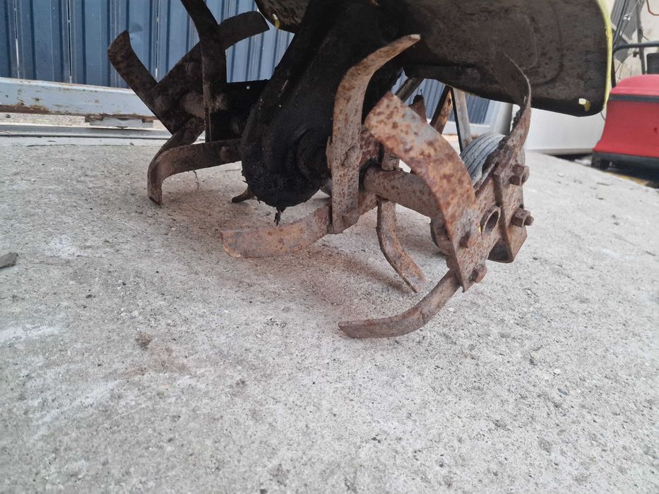 Motosapa Motocultor pe benzina 5CP Stare f buna