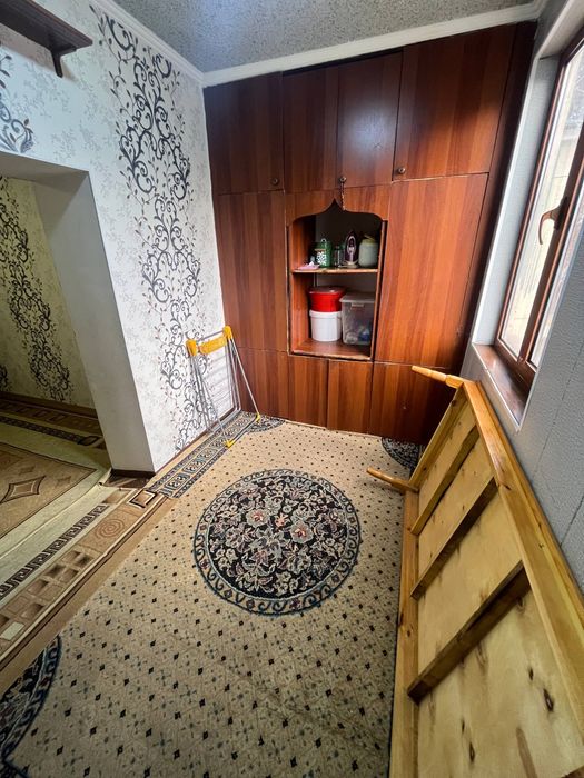 С ремонтом 2х комнатная квартира переделено 3х ком 2-этаже ул.Гагарина