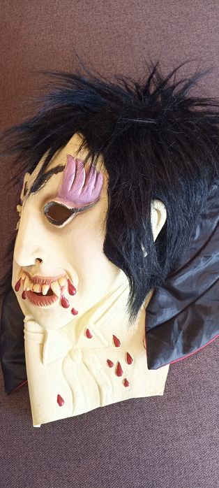 Маска за Хелоуин