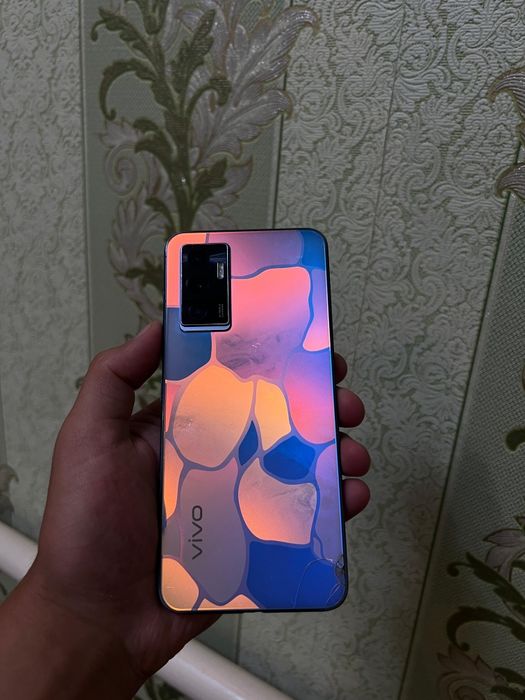 Vivo V23e 128гб 8гб оперативка