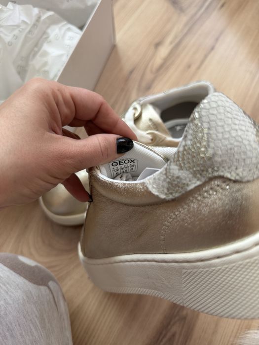 Чисто нови кецове на Geox 38 номер