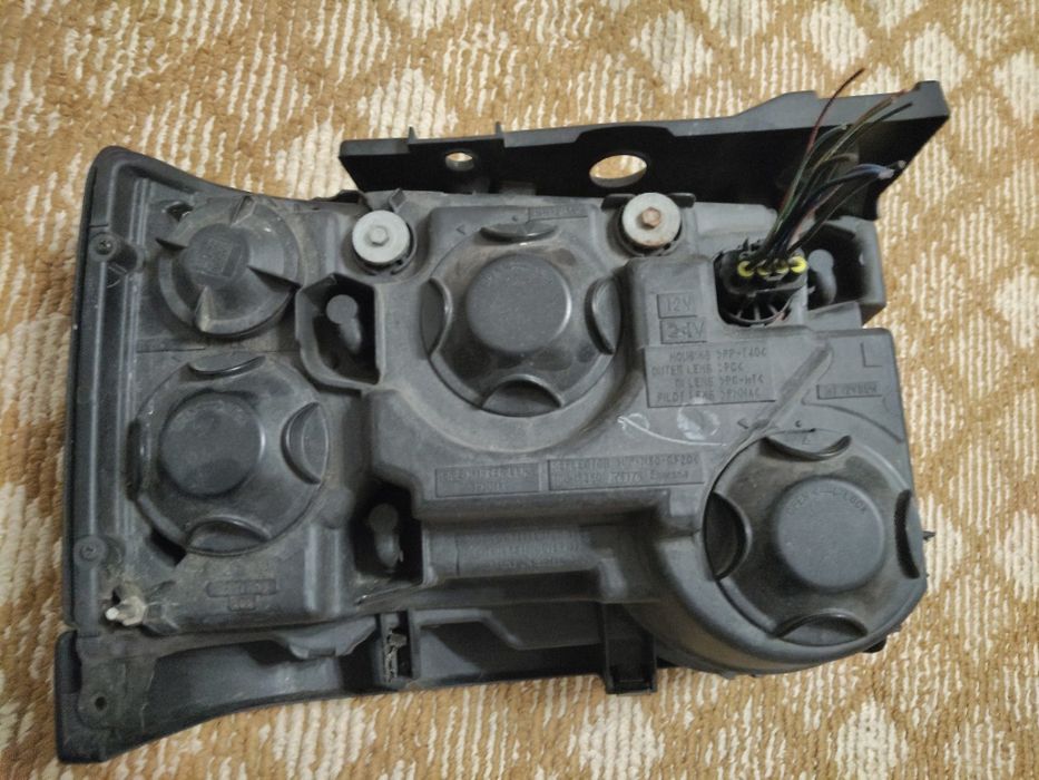 Фарове за Дискавъри 2 феислифт