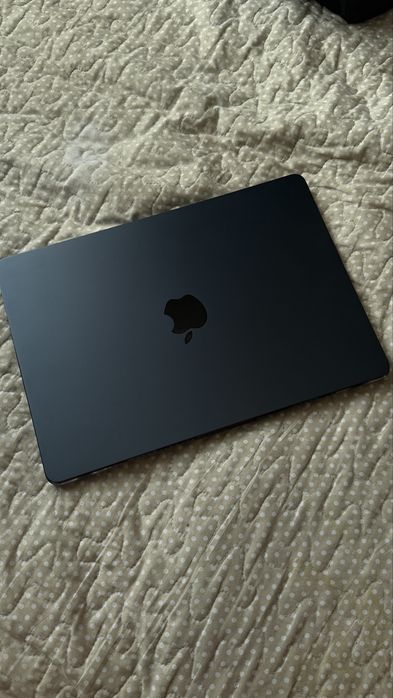 Macbook AIR 13.6 на M3 чипе