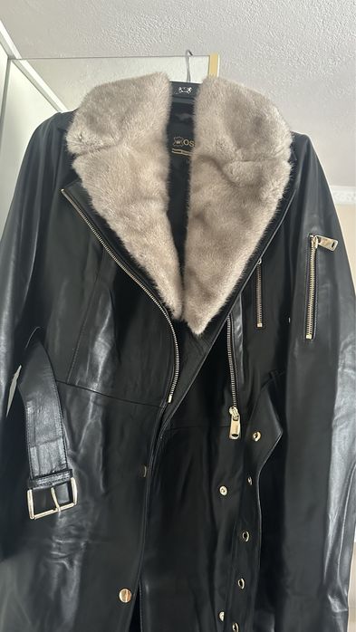 кожаная плащ миллионерша