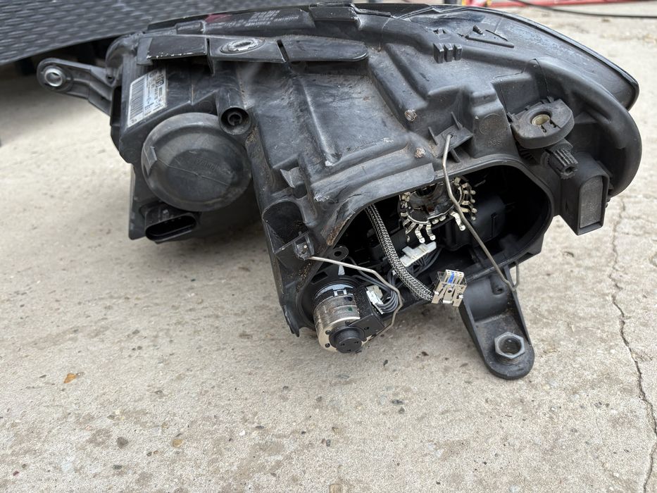 Десен фар за Пасат Б 7 /  VW Passat b7