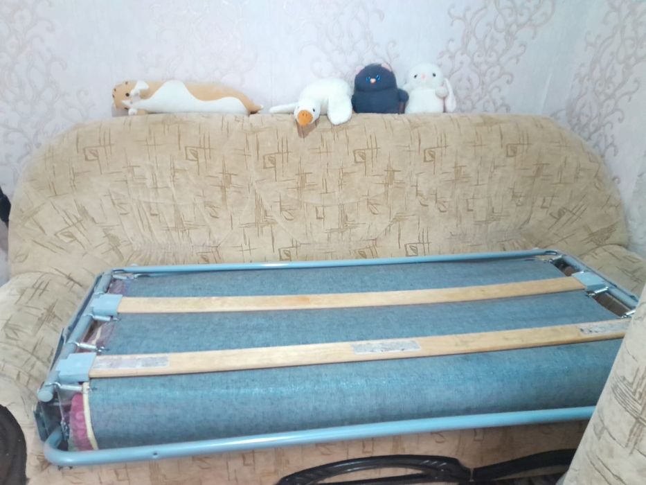 Продам диван-кровать хорошего качества
