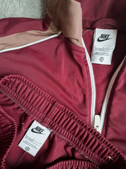 Спортен екип Nike