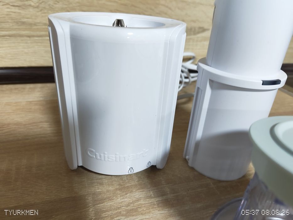 Машина за сладолед Cuisinart Freeze Wand ICEFD10E, 250W, 240 мл, 5 програми, Без BPA, Тиха работа