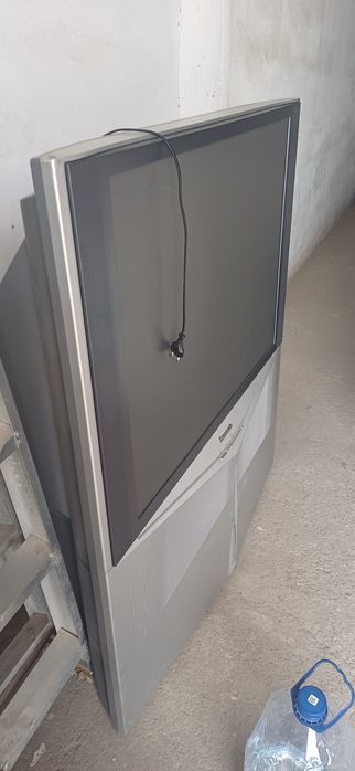 Срочно продаю телевизор