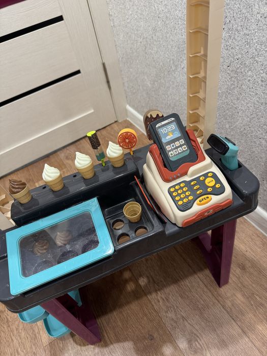 Продается детский магазин