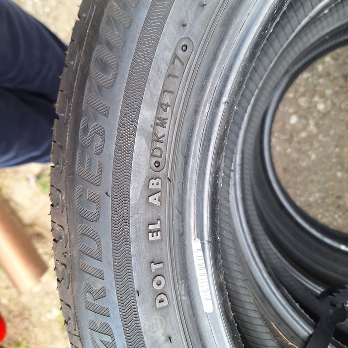 Гуми  ,летни като нови