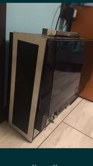 Четри пистов ролков магнетофон УНИТРА