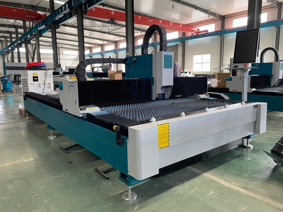Cnc laser 1500/3000 pentru debitat tabla