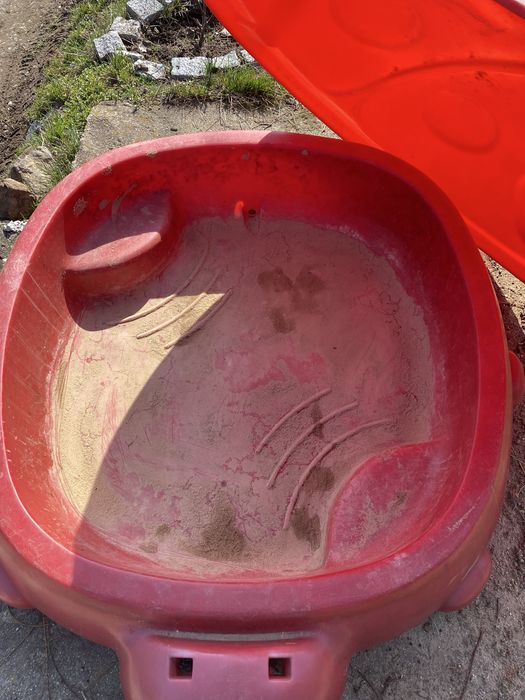 Детски пясъчник Chicco с капак