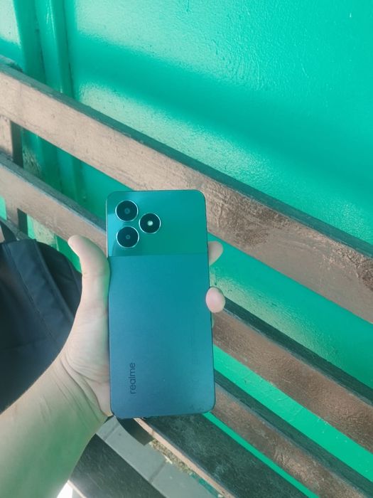 Продам realme  128gb
