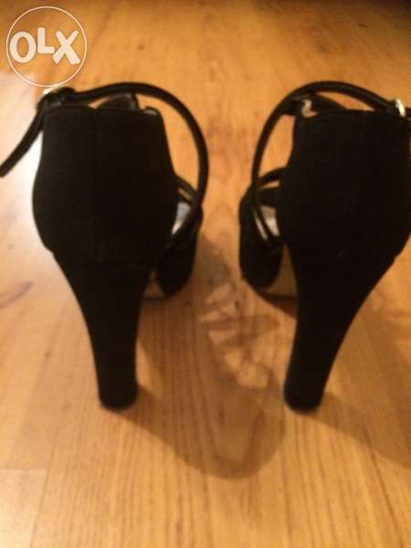 Летни обувки