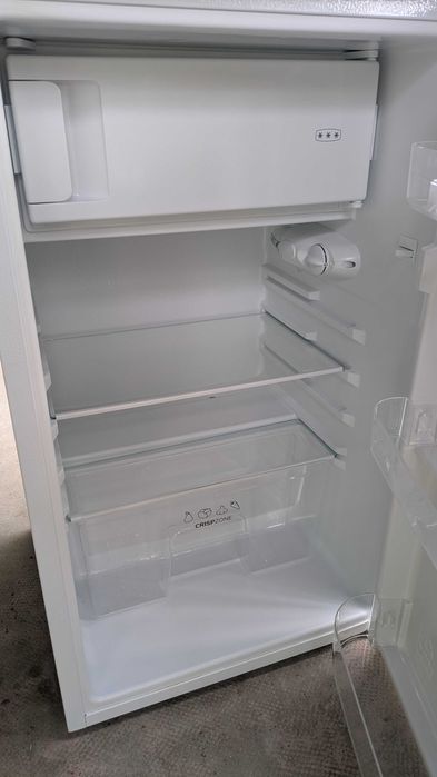 Хладилник с фризерна част Gorenje 96л А+