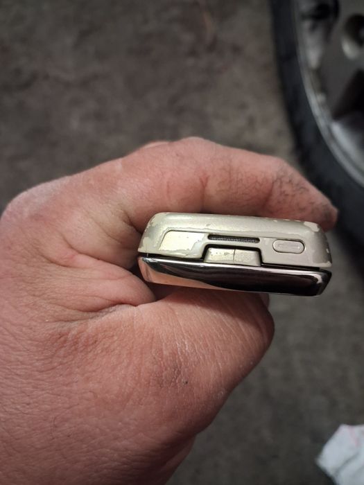 Nokia 8800sirocco gold
