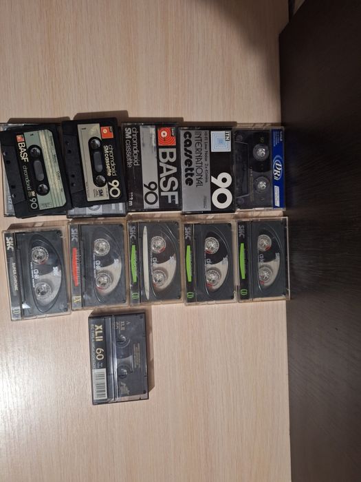 Продам компакт аудио кассеты