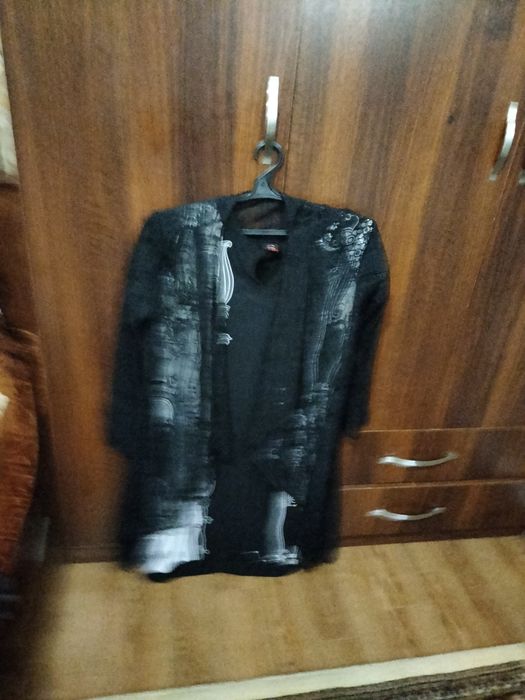 Платья женские разные