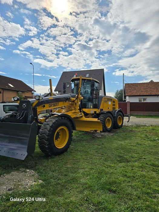 Autogreder nou XCMG GR1905T, 15.4 t, lama fata, centrala, scarificator