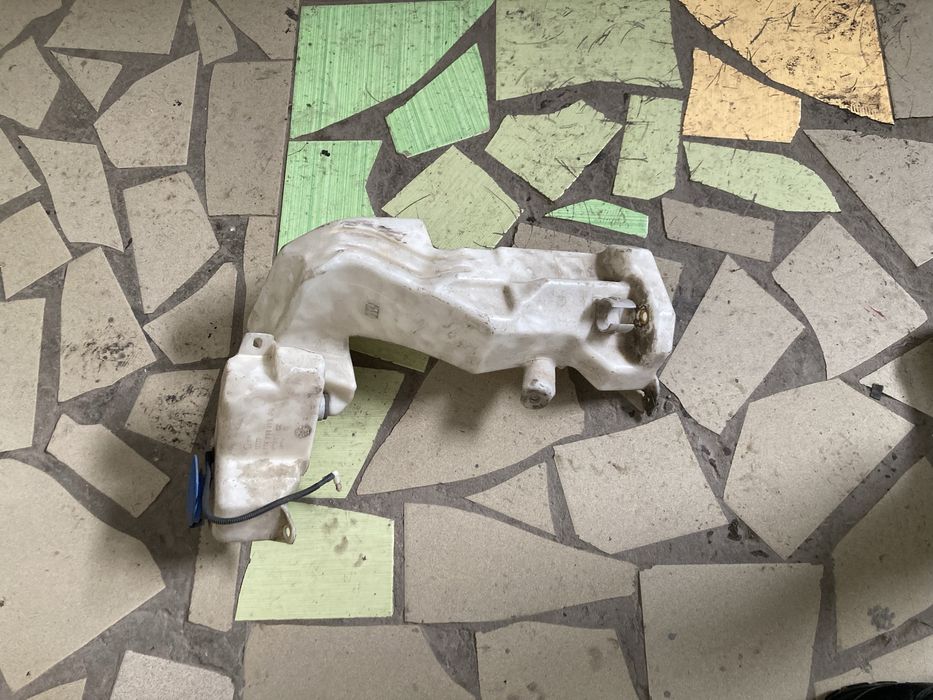 Бачок омывателя Ауди А4Б6 / Audi A4B6