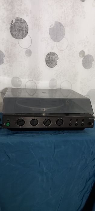 Pick up amplificat Universum