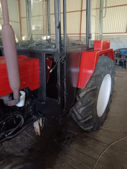 Tractor 445 an fabricație 2000