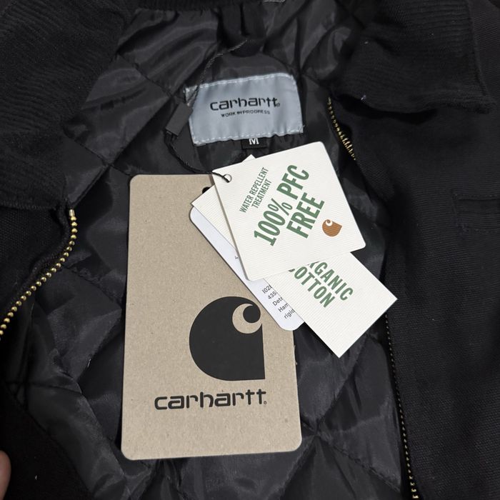 Black Carhartt Jacket: M