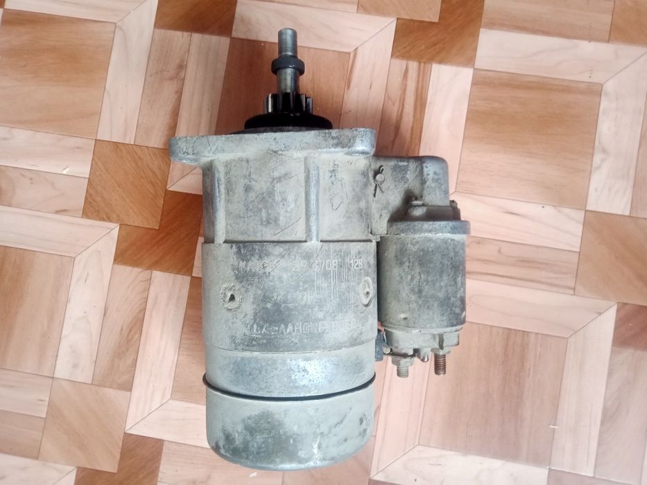 Продам стартер на Ваз 2109