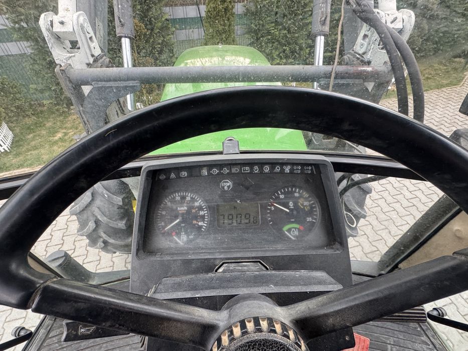 John Deere. 6800 cu incarcator frontal