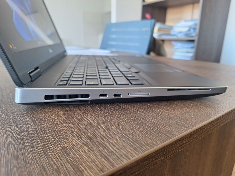 Laptop DELL Precision 7540