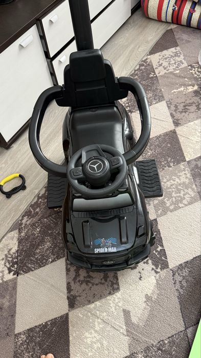 Каталка. Толокар машинка