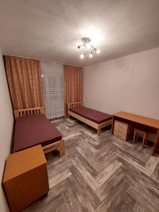 Сдается ПАРНЯМ 2 места на подселение