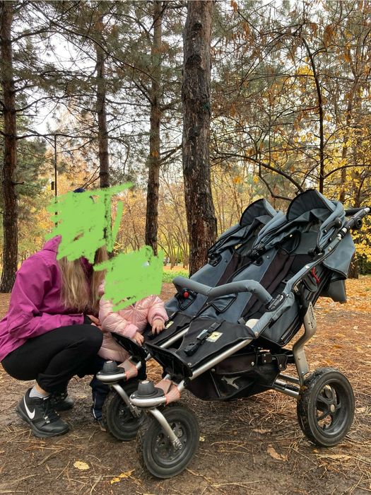 Коляска для двойни или погодок