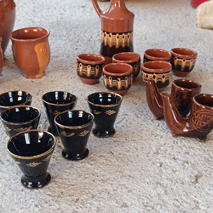 Глинени съдове сервизи Български