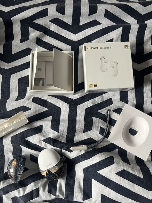 Huawei freebuds 5