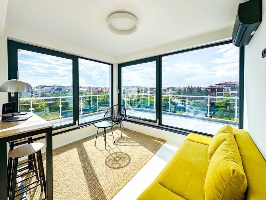 Продава се Четиристаен апартамент в с. Равда, Област Бургас - 175 кв.м за 1575 €/кв.м - Снимка #12