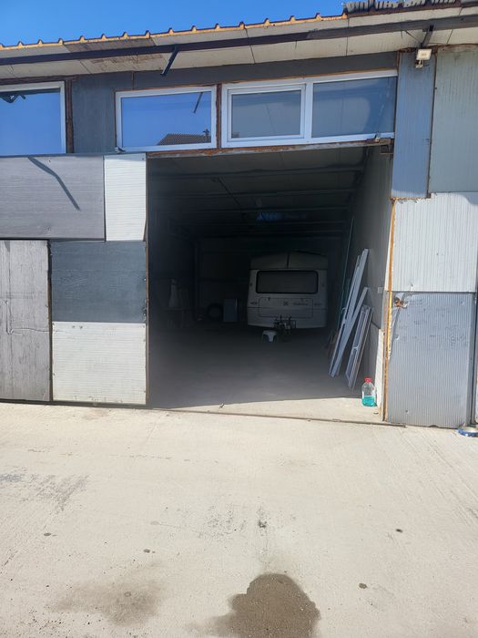 Garaj depozitare 60 mp = 200 e