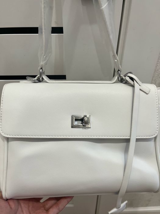 Новая белая сумка