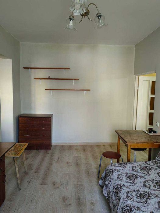 СРОЧНО !! Продаётся квартира в Яшнабаде 1/3/5 ( 40 кв/м ) Авиасозлар 2