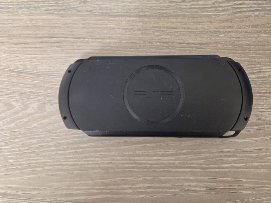 Продам PSP E 1008