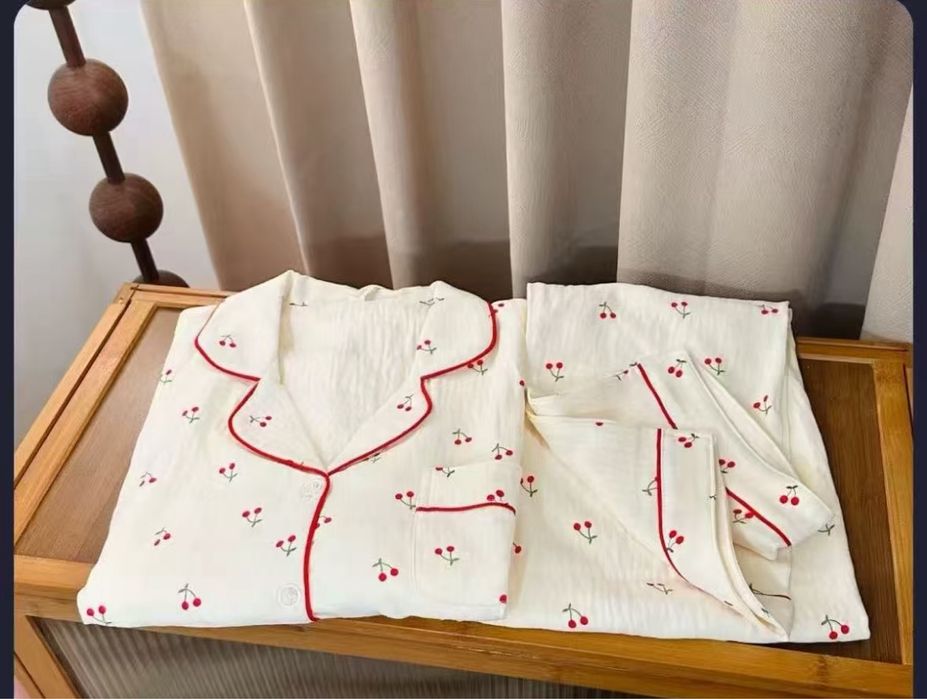 Пижамы женские,домашняя одежда