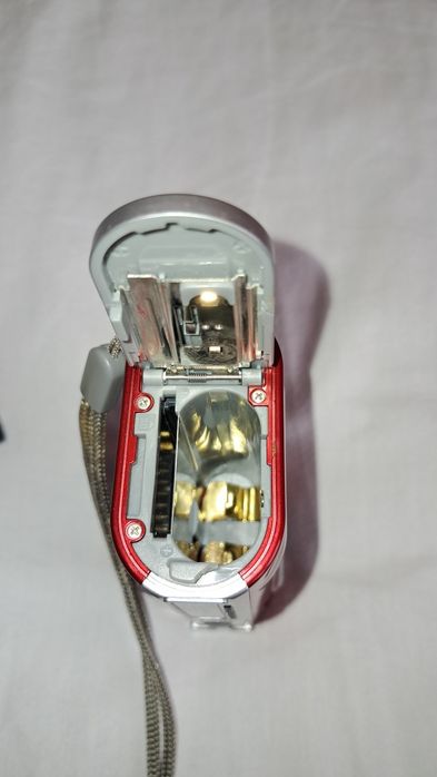 Cameră foto Samsung Digimax A 503 ,in stare foarte bună de funcționare.