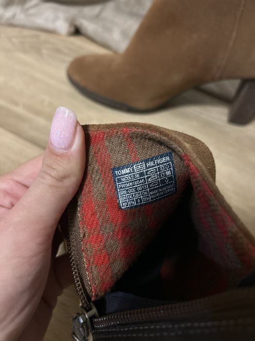 Дамски боти Tommy Hilfiger N 40