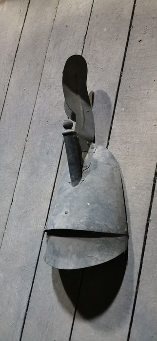 Vând ornamente din zinc pt. acoperiș