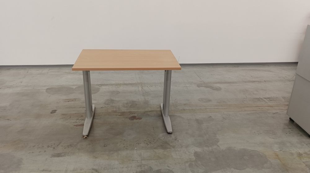 Офис бюра работни бюра плотове и крака