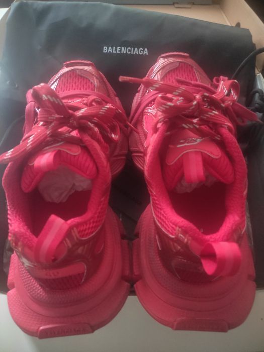 Унисекс маратонки Balenciaga(размер 40),Дамски чехли Nike air 36,5_23см.
