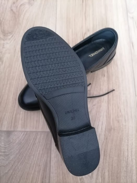 Подросткавая коженная обувь